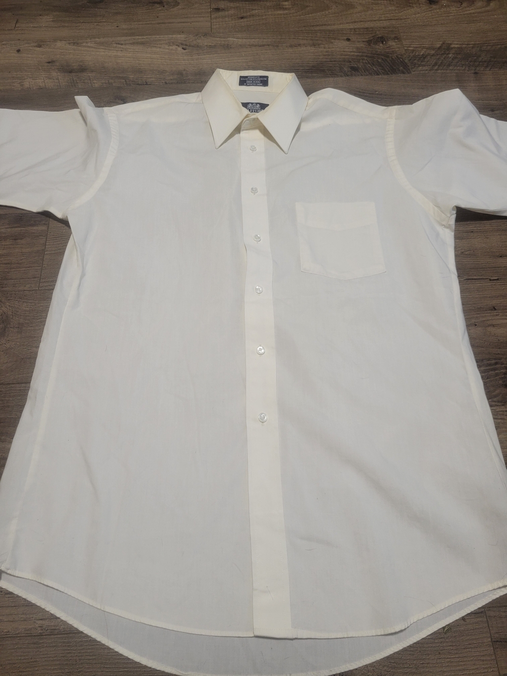 Stafford Men's Cream Short-Sleeve Dress Shirt